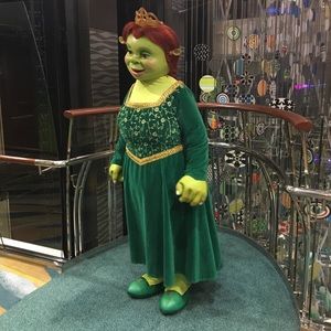 Meet your Posher, Anna